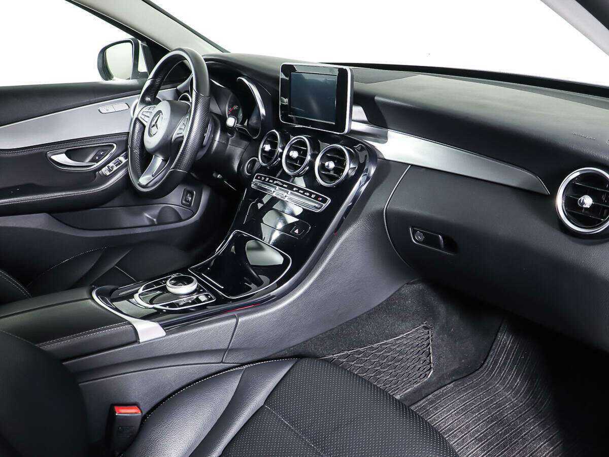 Купить Mercedes-Benz C-Класс с пробегом. Фото: #8