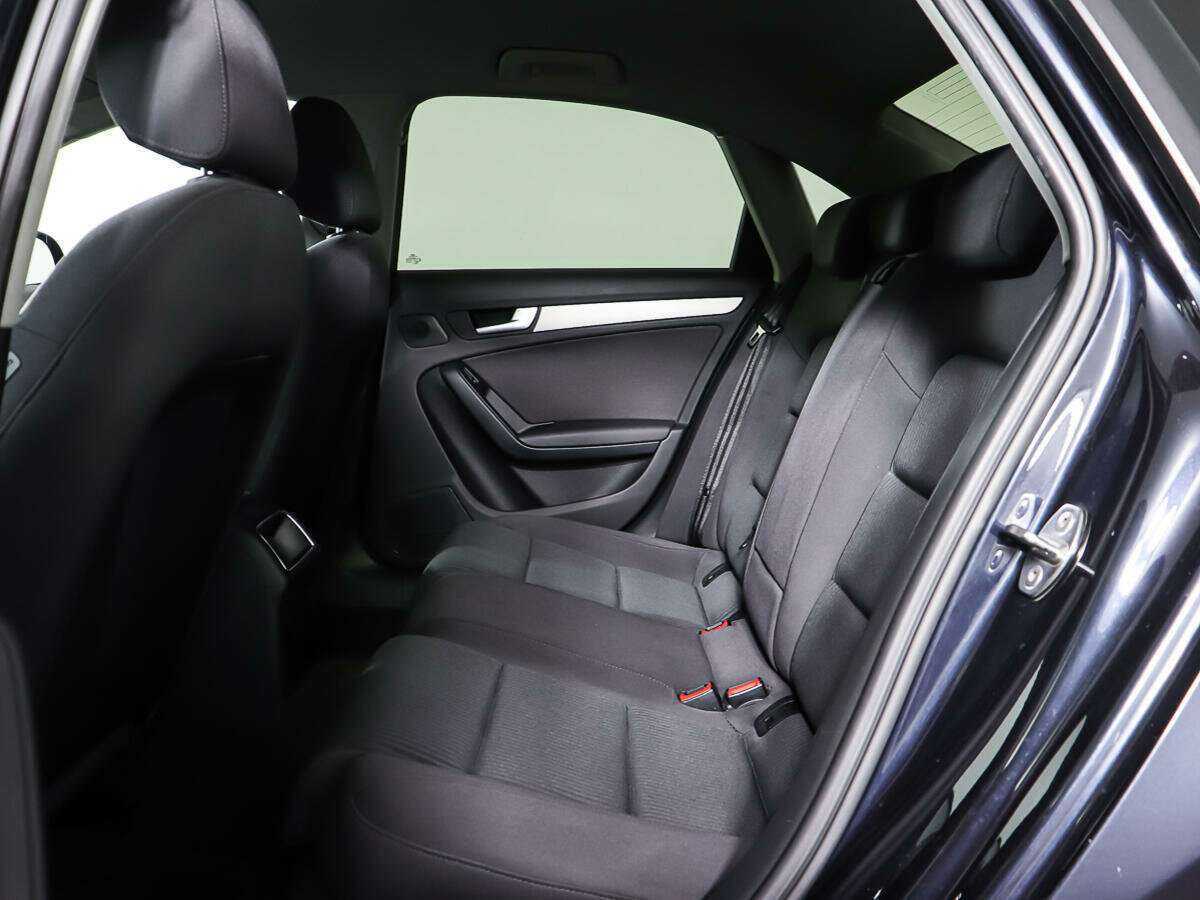 Купить Audi A4 с пробегом. Фото: #11