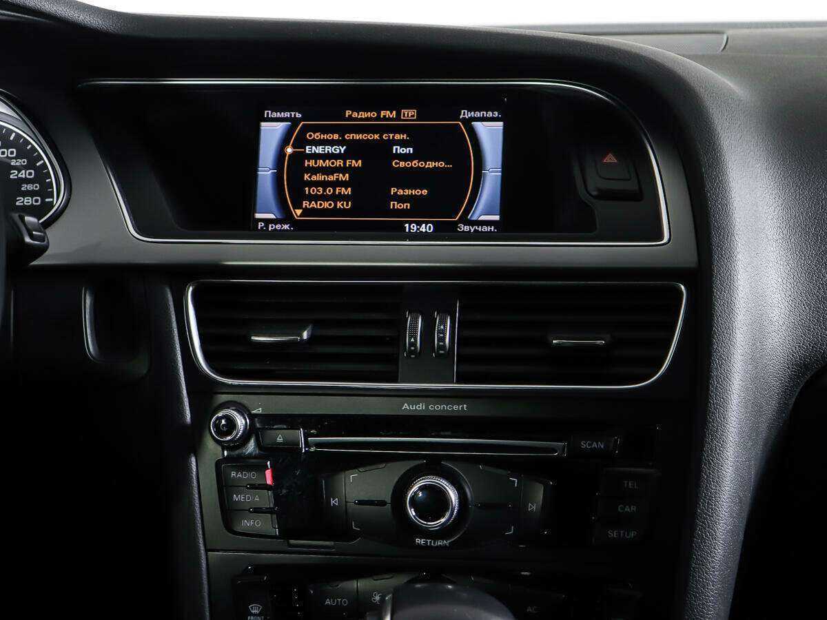 Купить Audi A4 с пробегом. Фото: #13