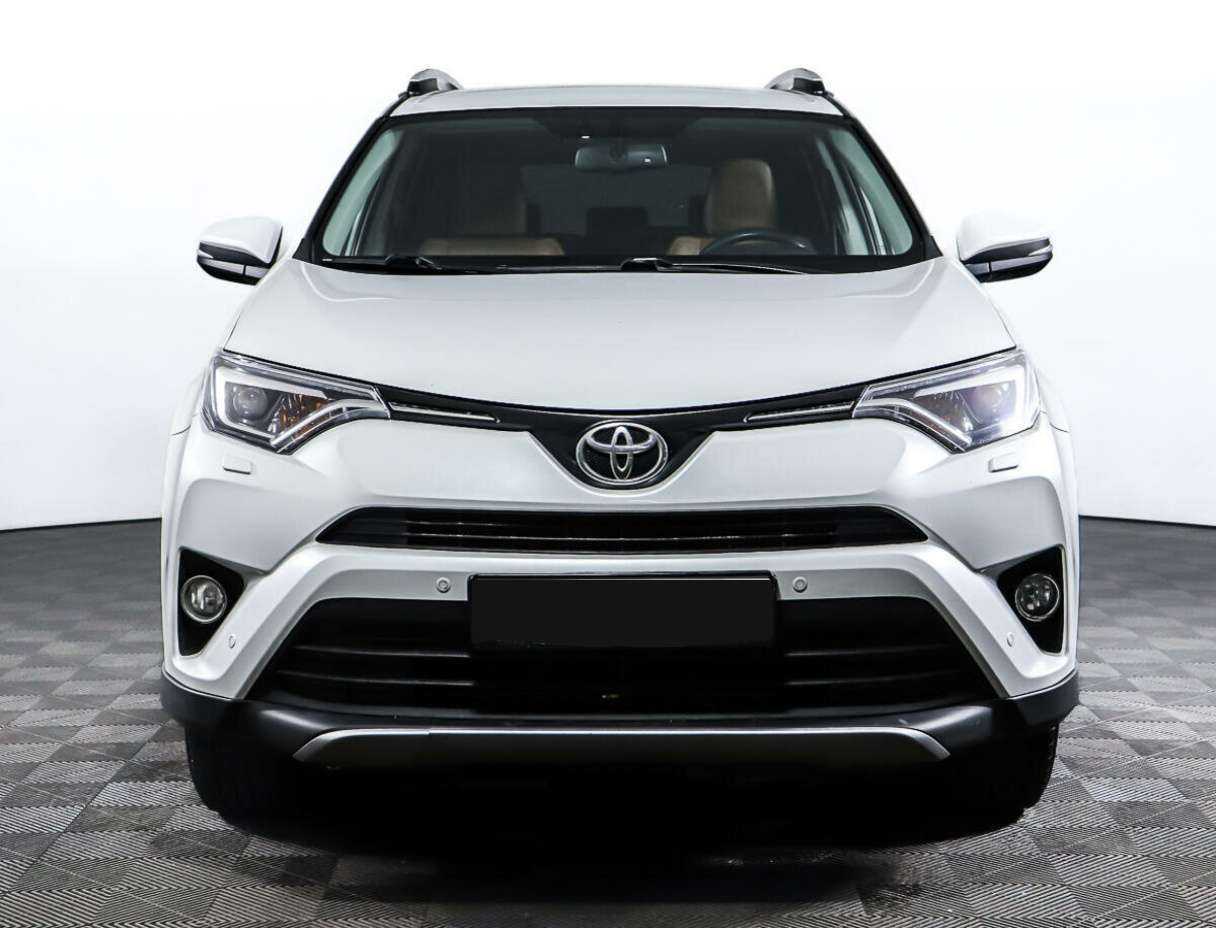 Купить Toyota RAV4 с пробегом. Фото: #1