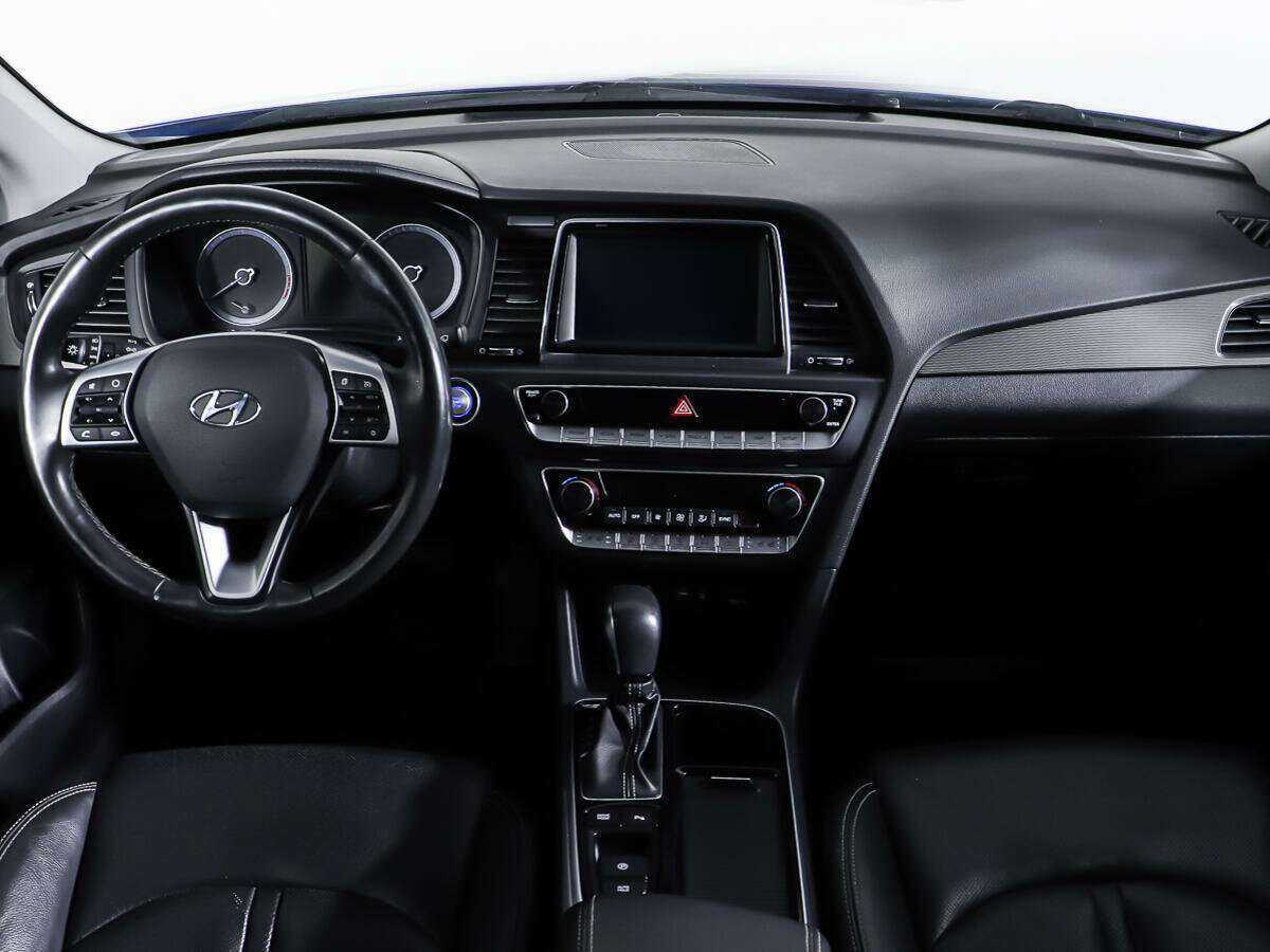 Купить Hyundai Sonata с пробегом. Фото: #10