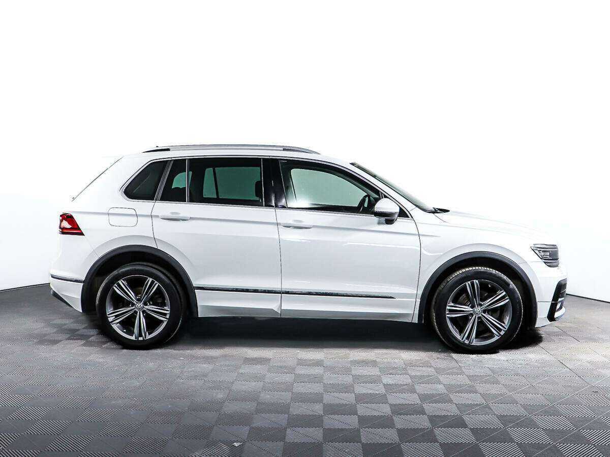 Купить Volkswagen Tiguan с пробегом. Фото: #3
