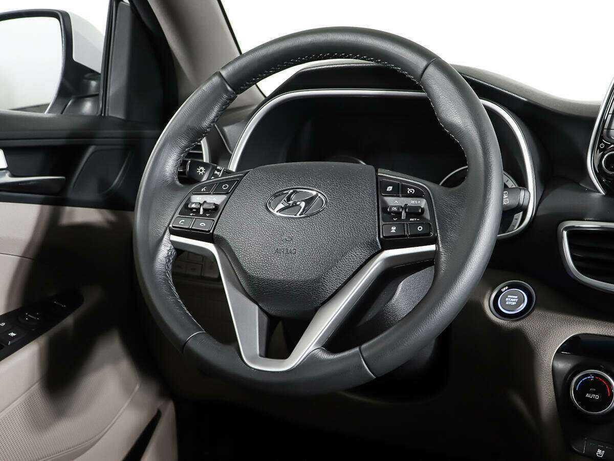 Купить Hyundai Tucson с пробегом. Фото: #15
