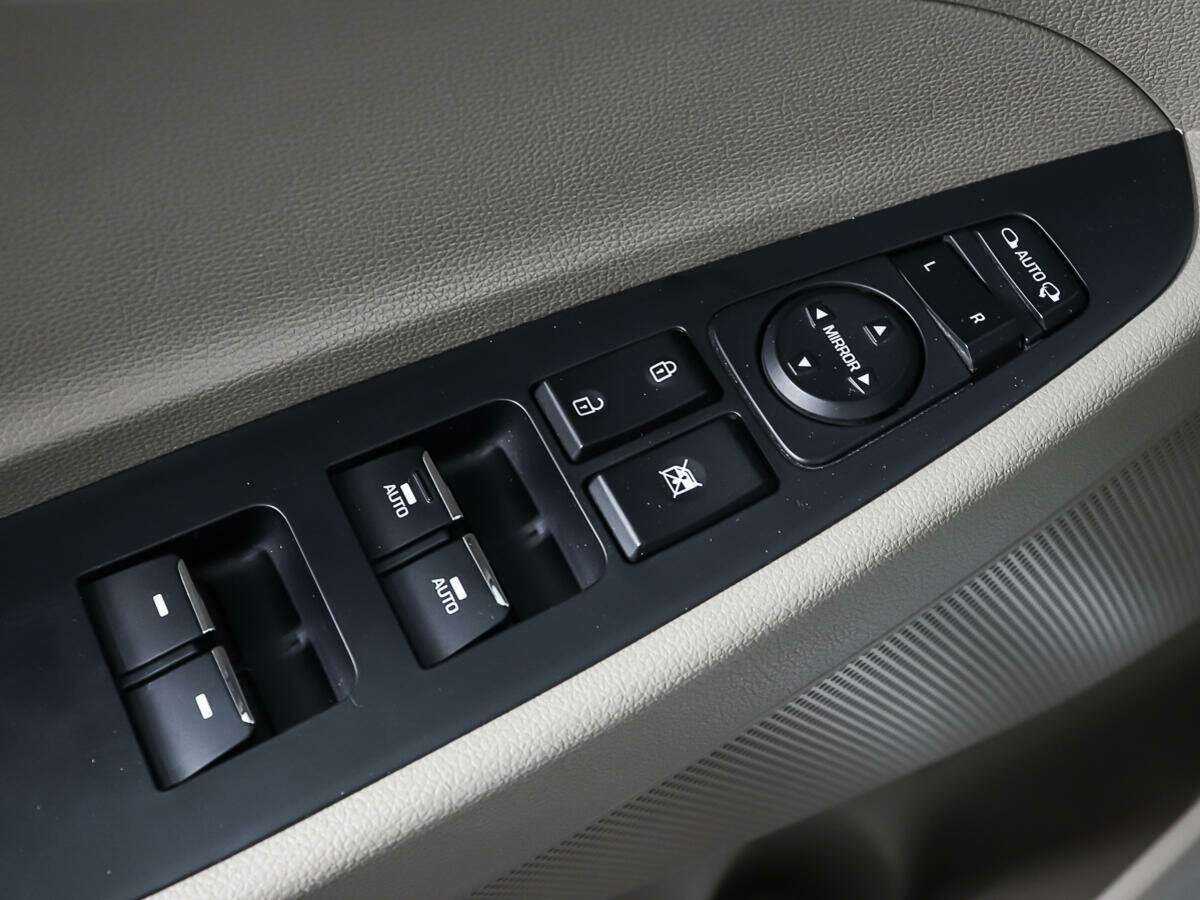 Купить Hyundai Tucson с пробегом. Фото: #19