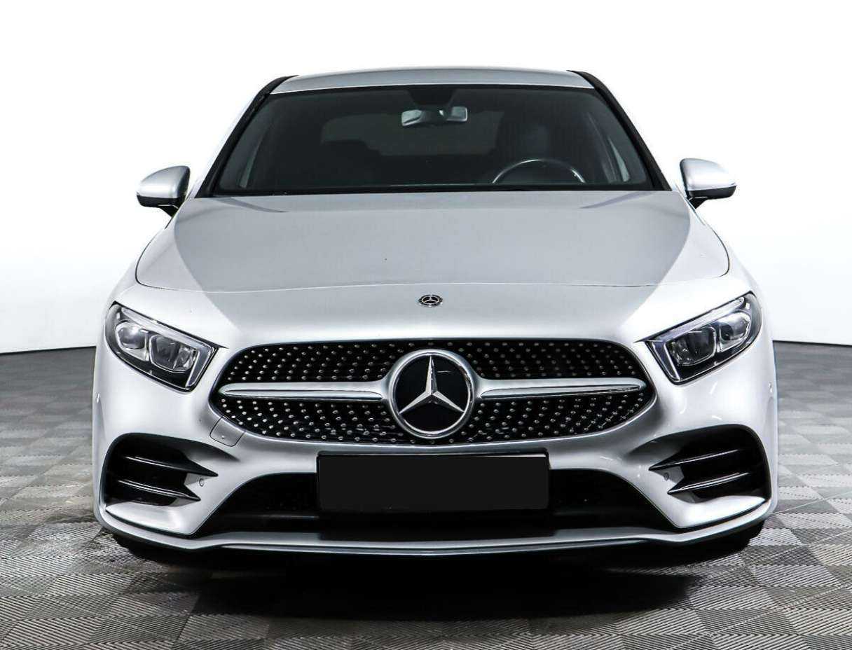 Купить Mercedes-Benz A-Класс с пробегом. Фото: #1