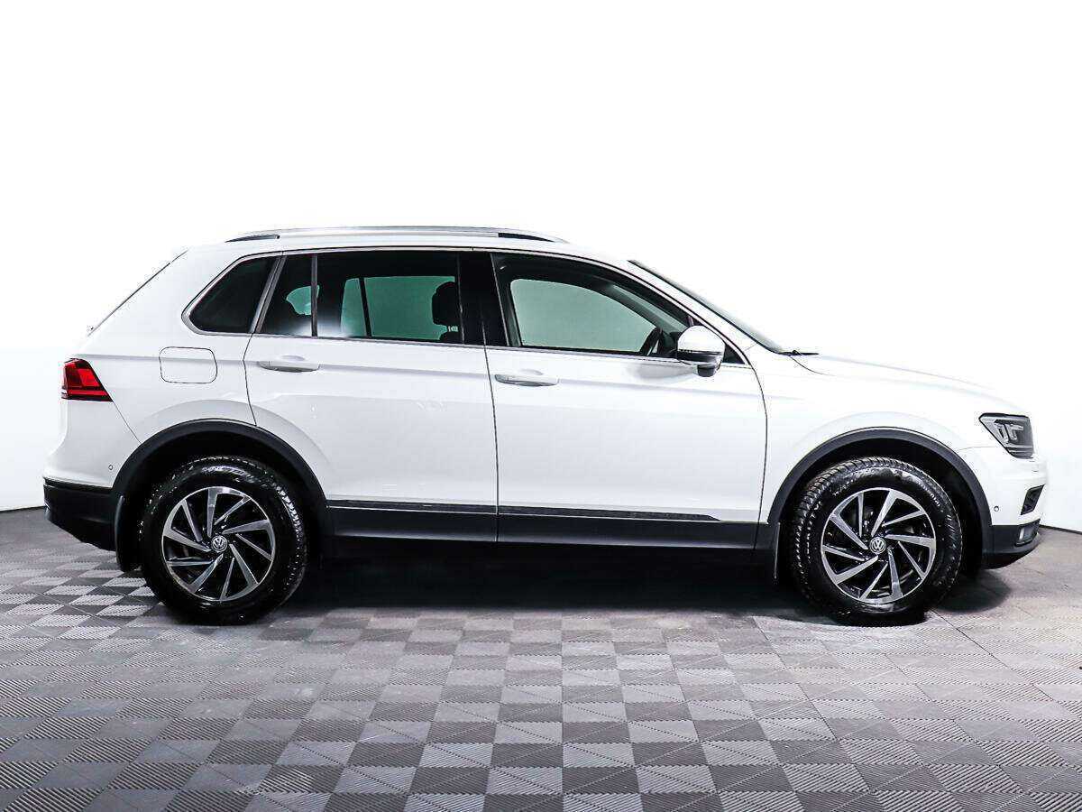Купить Volkswagen Tiguan с пробегом. Фото: #3
