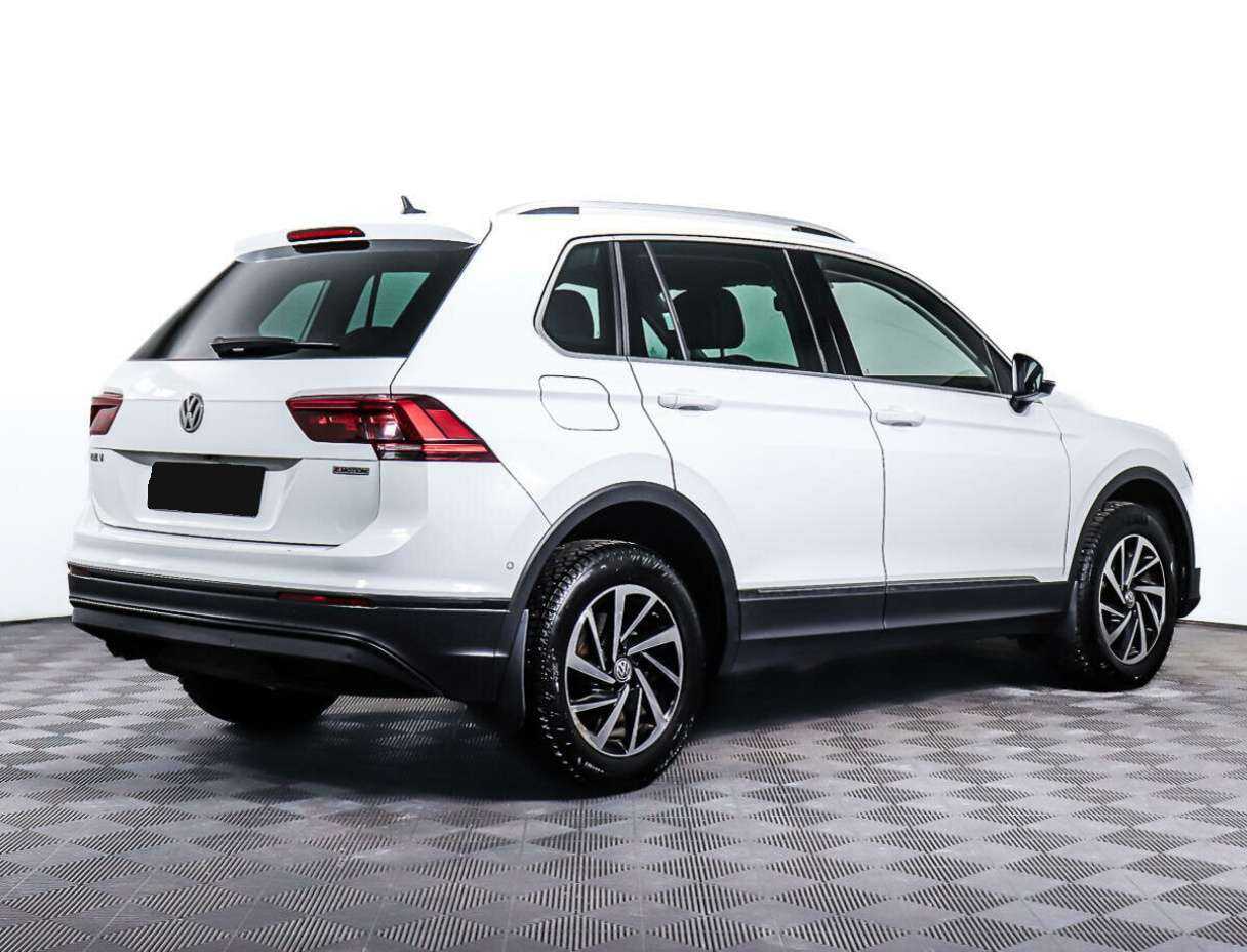 Купить Volkswagen Tiguan с пробегом. Фото: #4