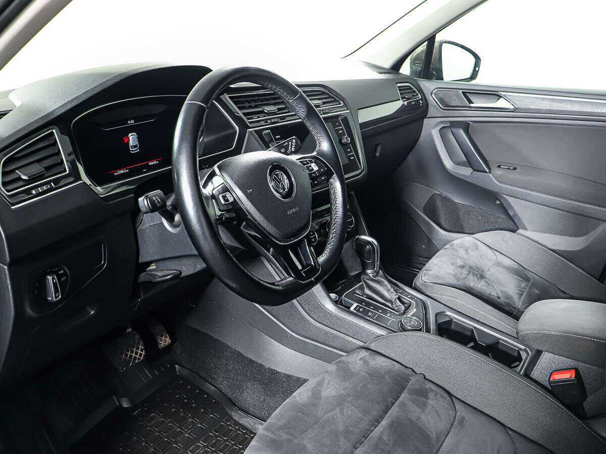 Купить Volkswagen Tiguan с пробегом. Фото: #13