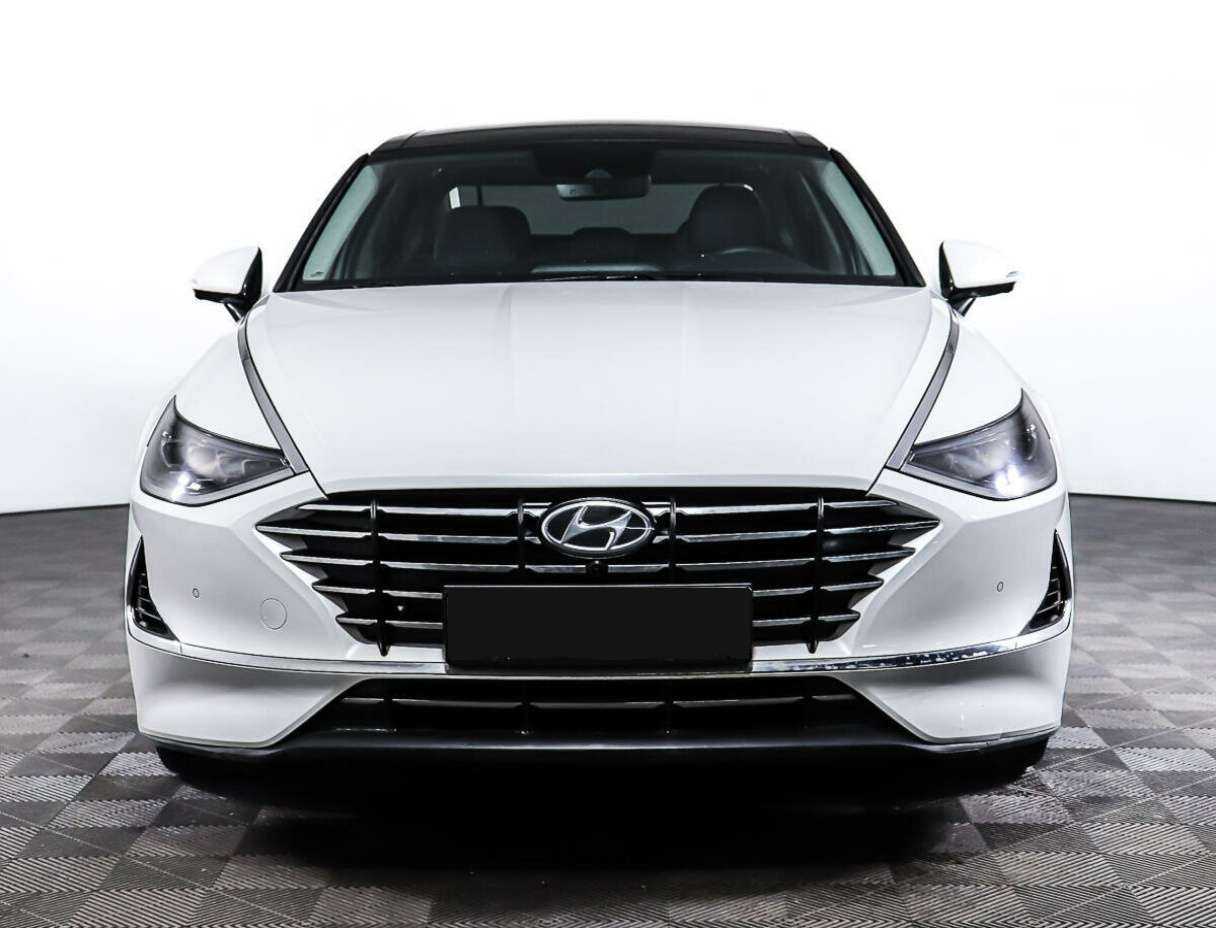 Купить Hyundai Sonata с пробегом. Фото: #1