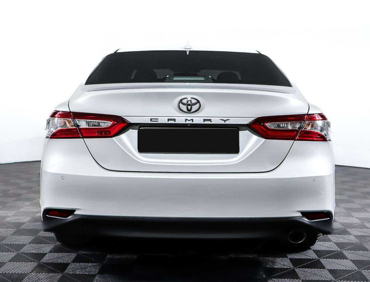 Купить Toyota Camry с пробегом. Фото: #5