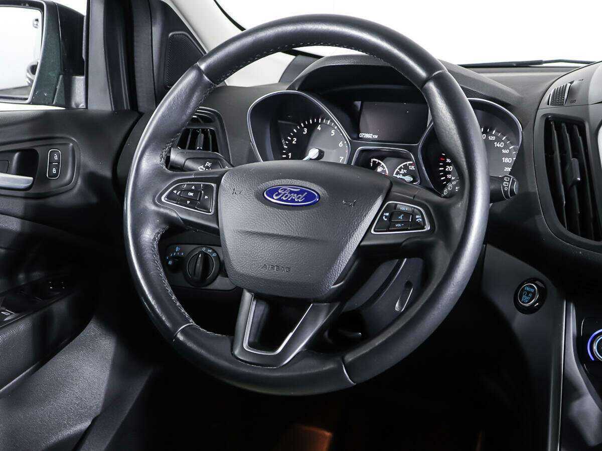 Купить Ford Kuga с пробегом. Фото: #14