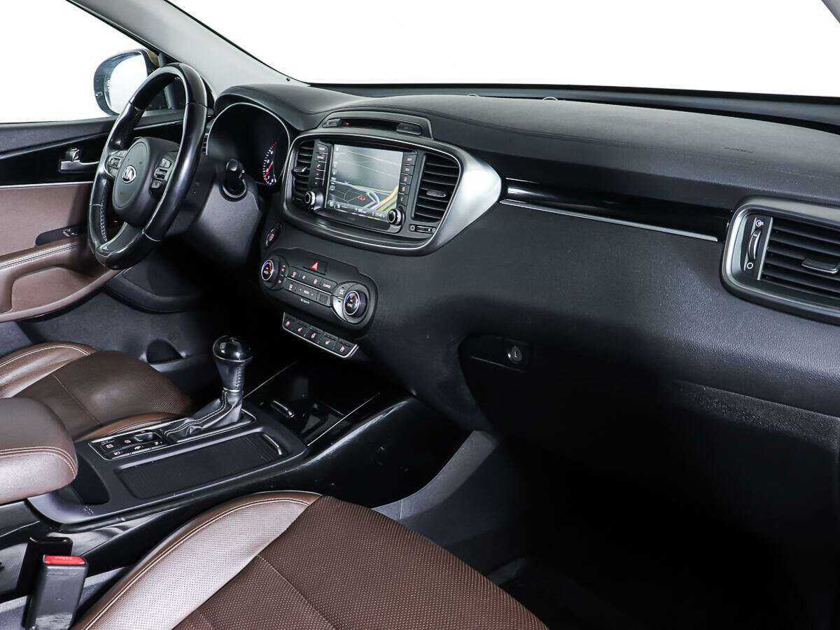 Купить Kia Sorento с пробегом. Фото: #8