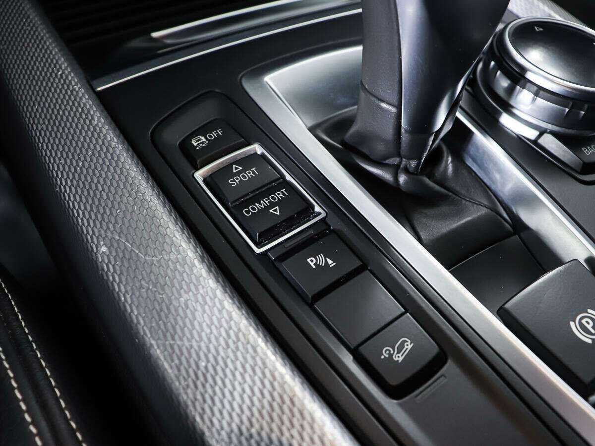 Купить BMW X5 с пробегом. Фото: #17
