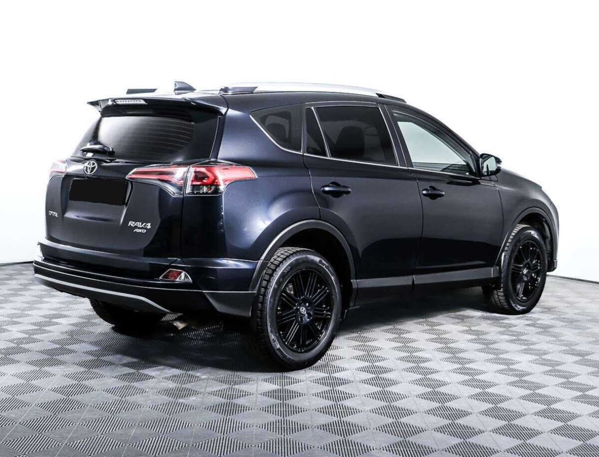 Купить Toyota RAV4 с пробегом. Фото: #4