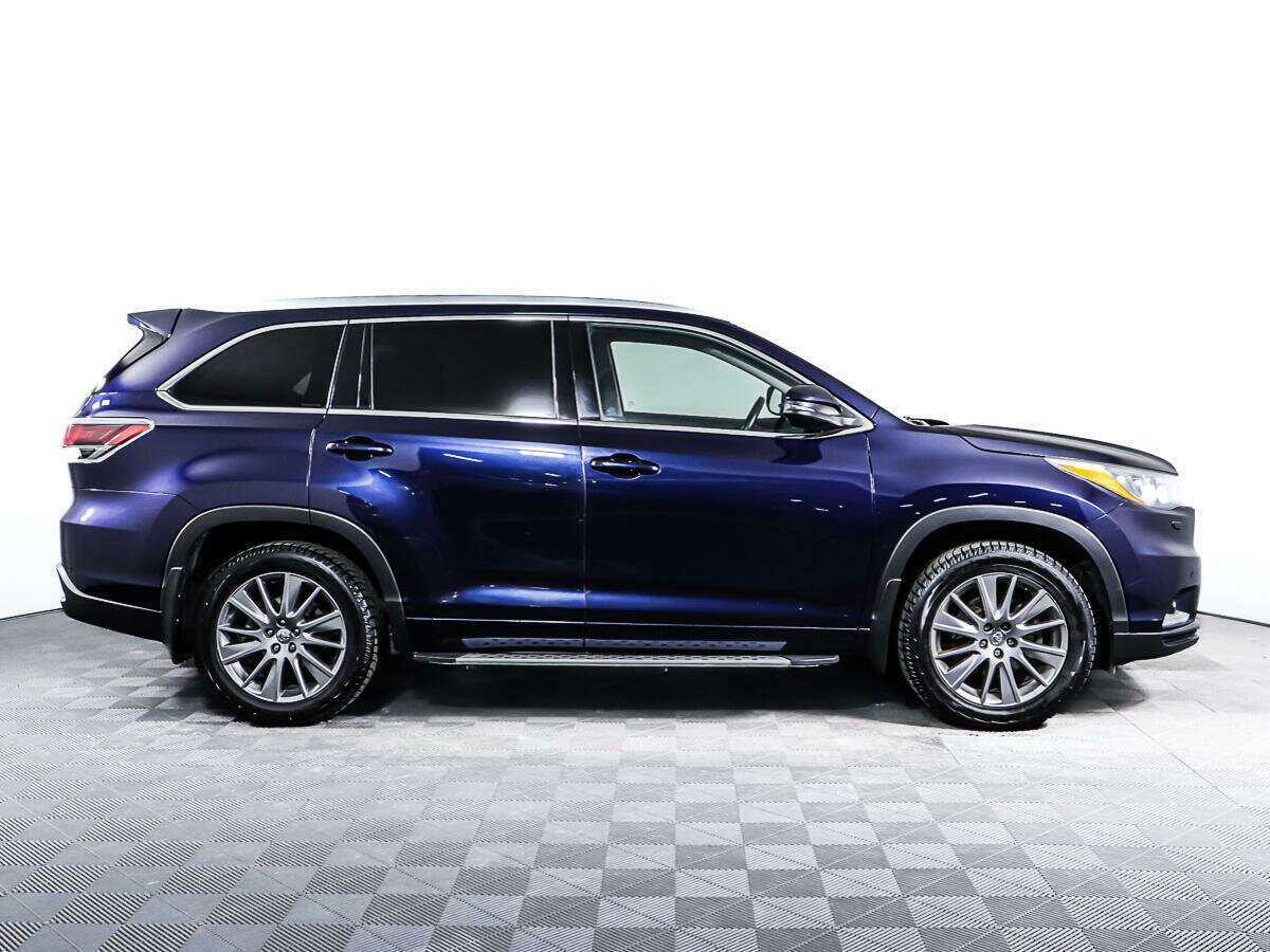 Купить Toyota Highlander с пробегом. Фото: #3