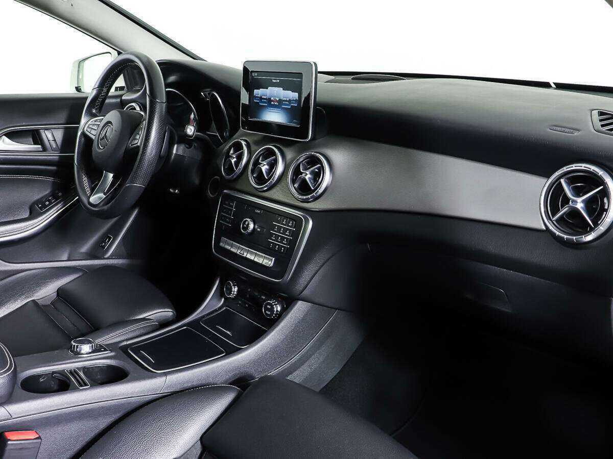 Купить Mercedes-Benz CLA с пробегом. Фото: #8