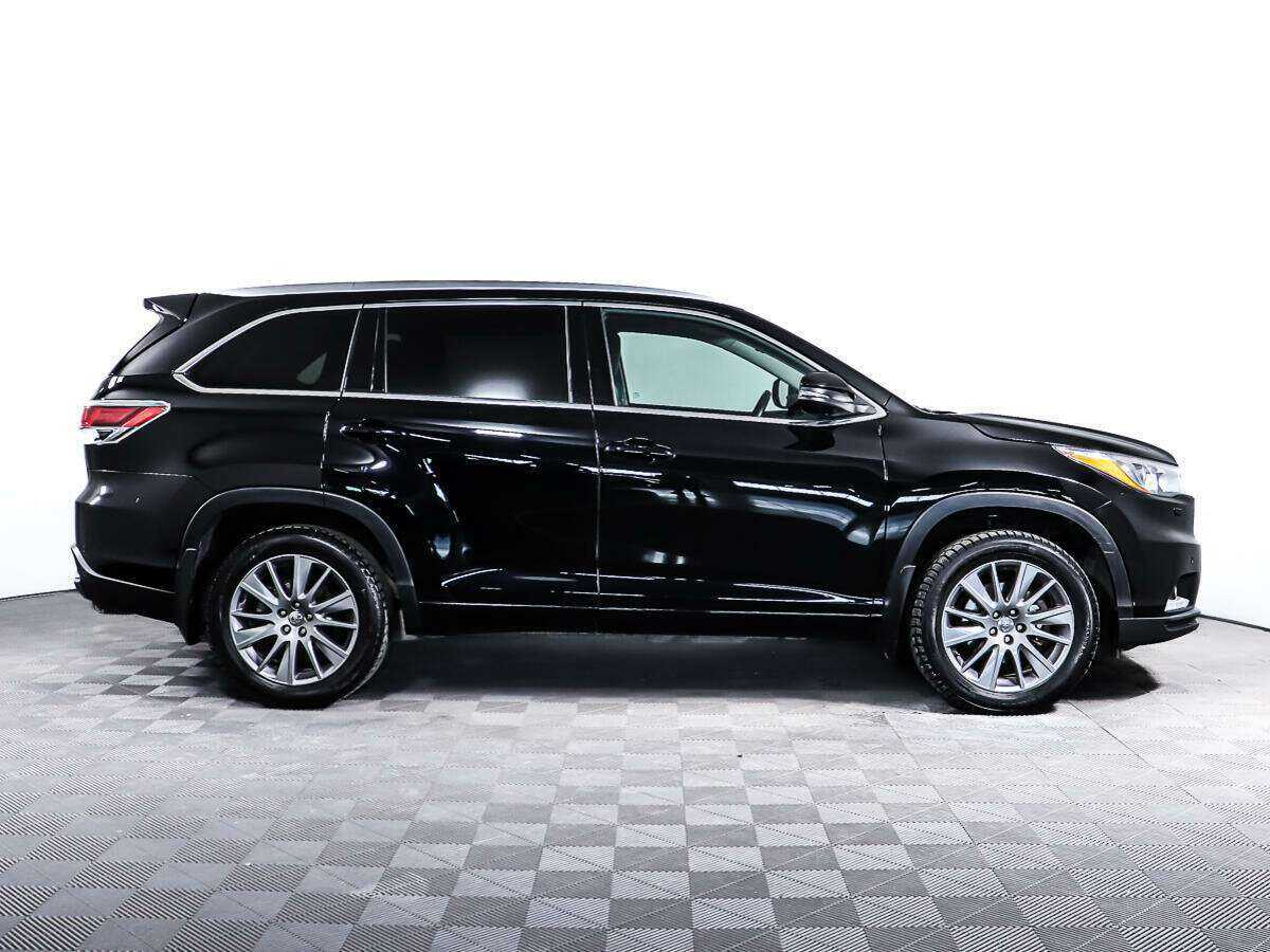 Купить Toyota Highlander с пробегом. Фото: #3
