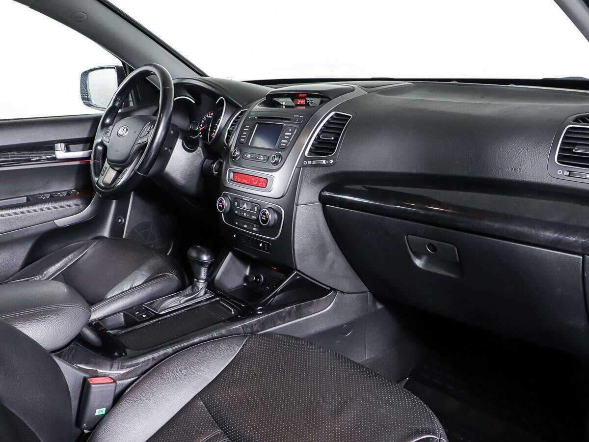 Купить Kia Sorento с пробегом. Фото: #9