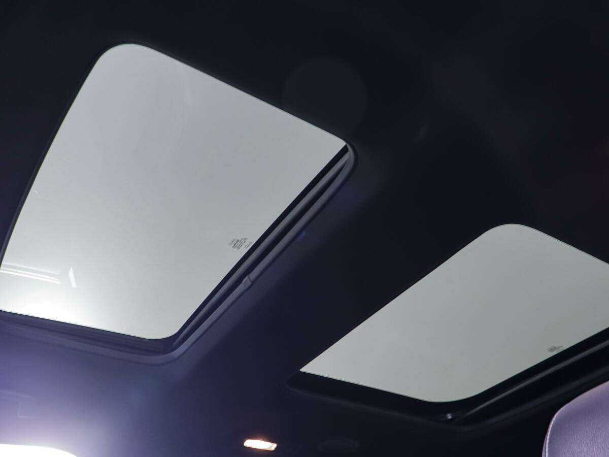 Купить Ford Explorer с пробегом. Фото: #23