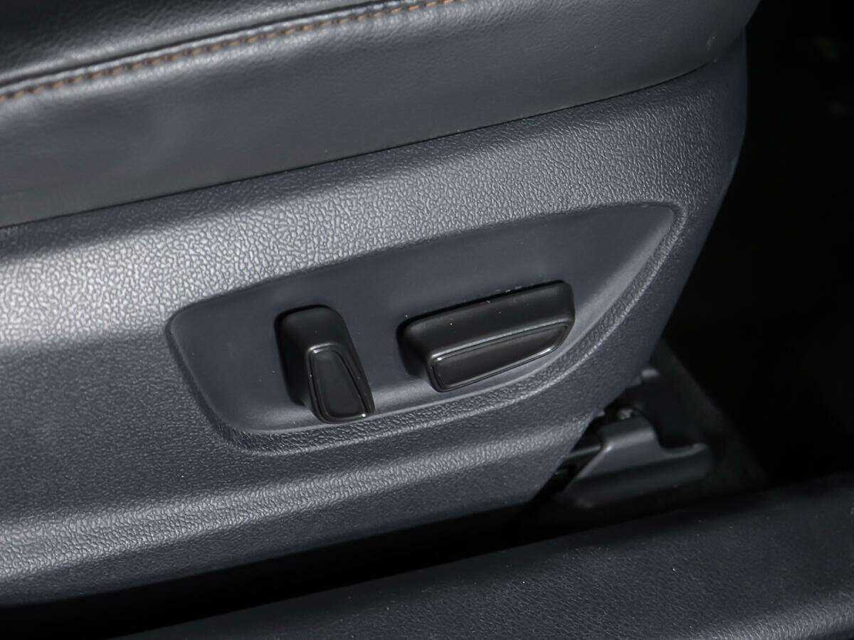 Купить Toyota Camry с пробегом. Фото: #14