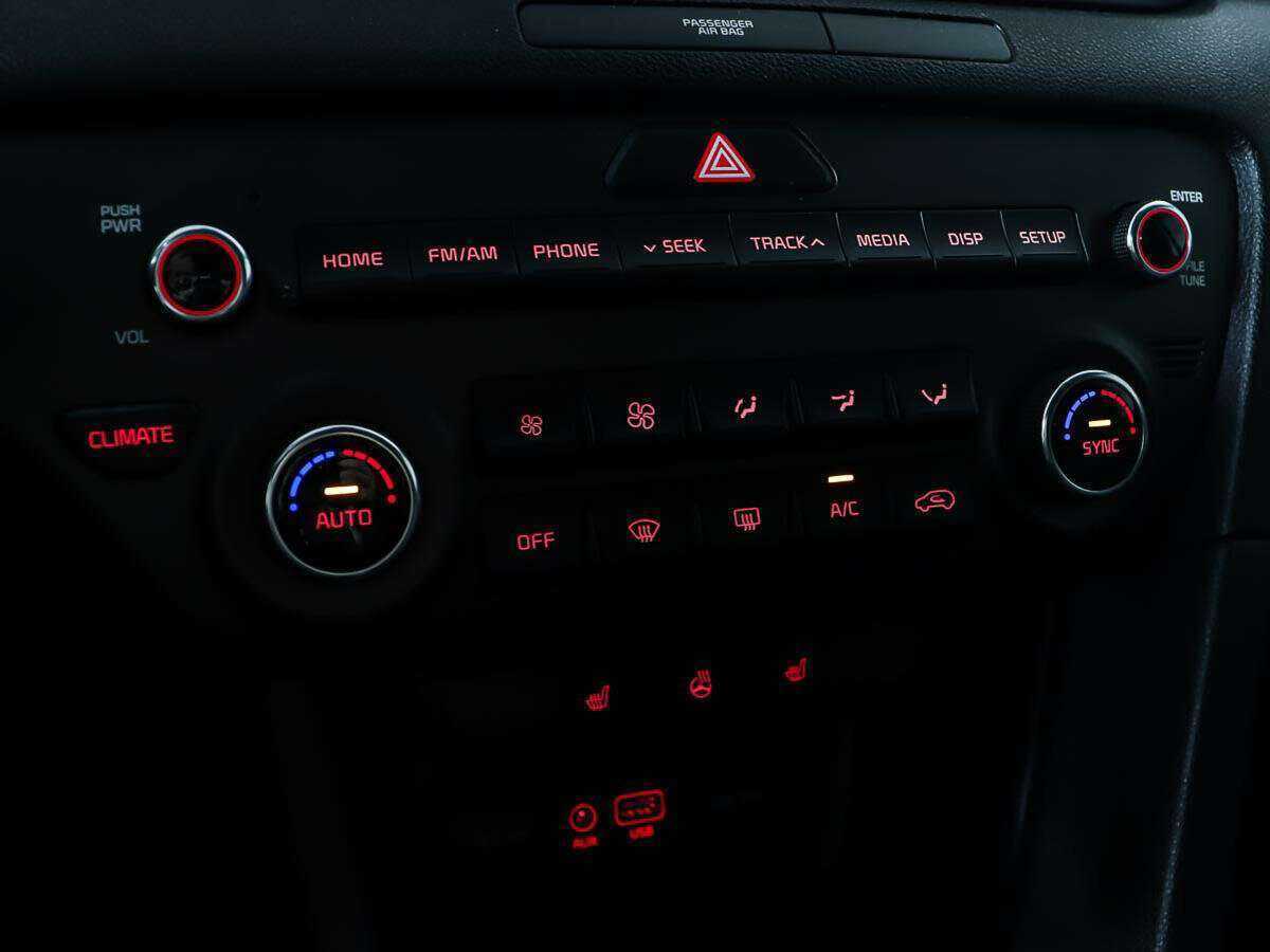 Купить Kia Sportage с пробегом. Фото: #17