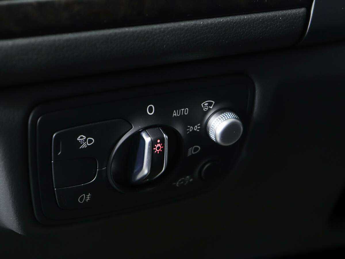 Купить Audi A6 с пробегом. Фото: #18