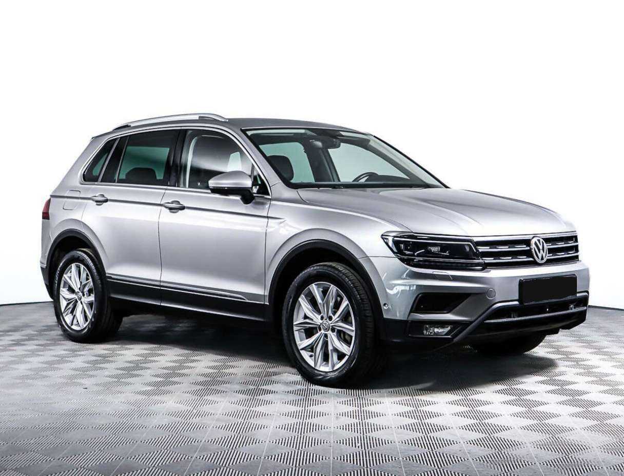 Купить Volkswagen Tiguan с пробегом. Фото: #2