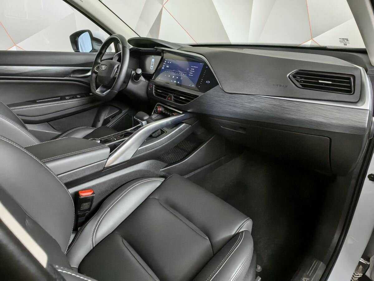 Купить Geely Tugella с пробегом. Фото: #7