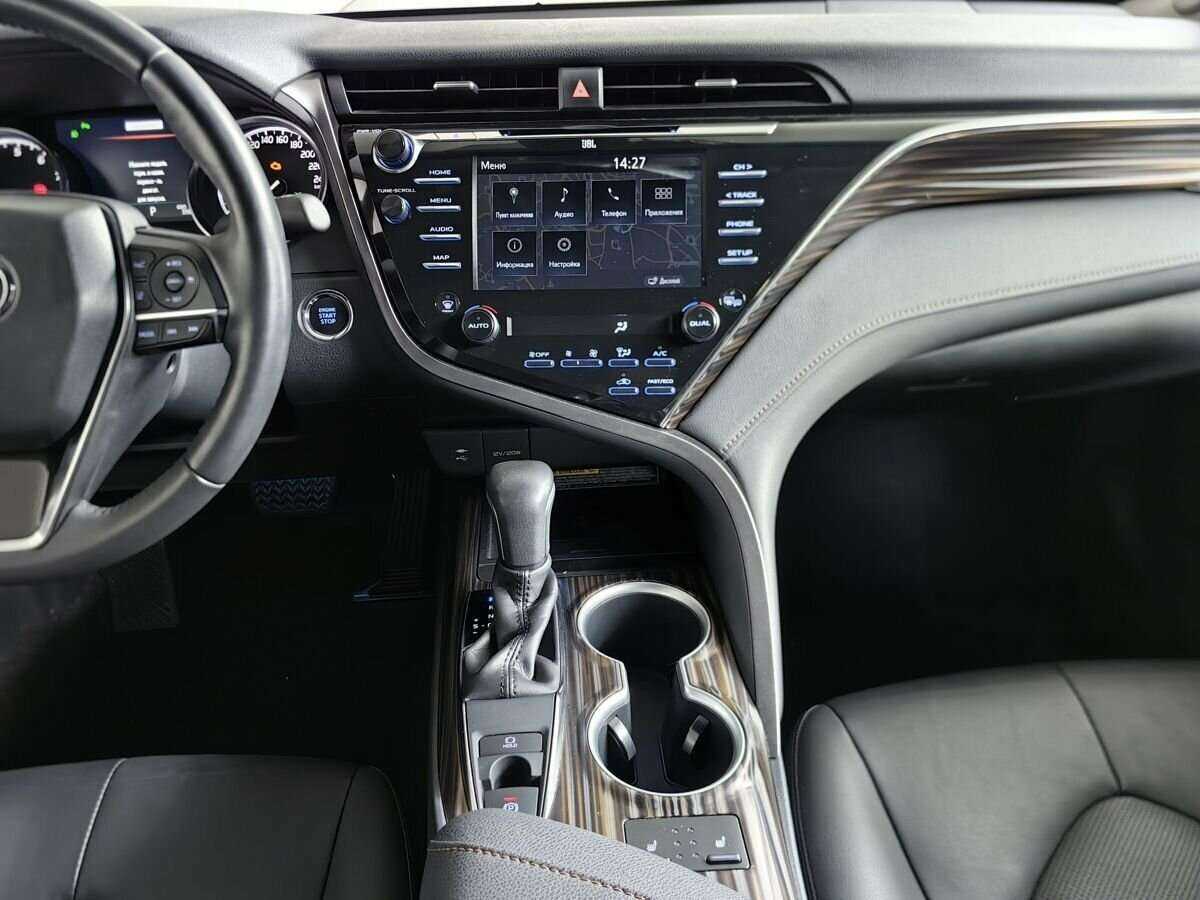 Купить Toyota Camry с пробегом. Фото: #9