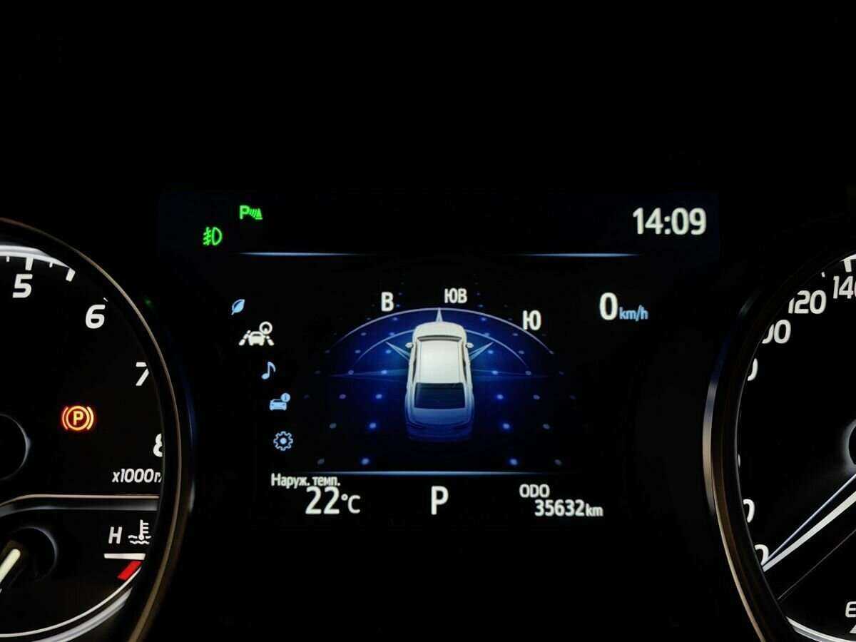 Купить Toyota Camry с пробегом. Фото: #18