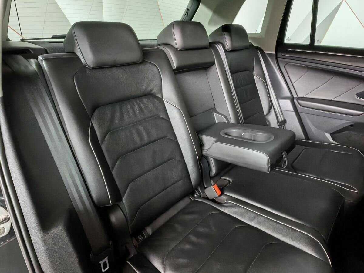 Купить Volkswagen Tiguan с пробегом. Фото: #10