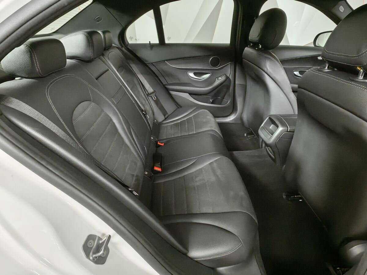 Купить Mercedes-Benz C-Класс с пробегом. Фото: #11