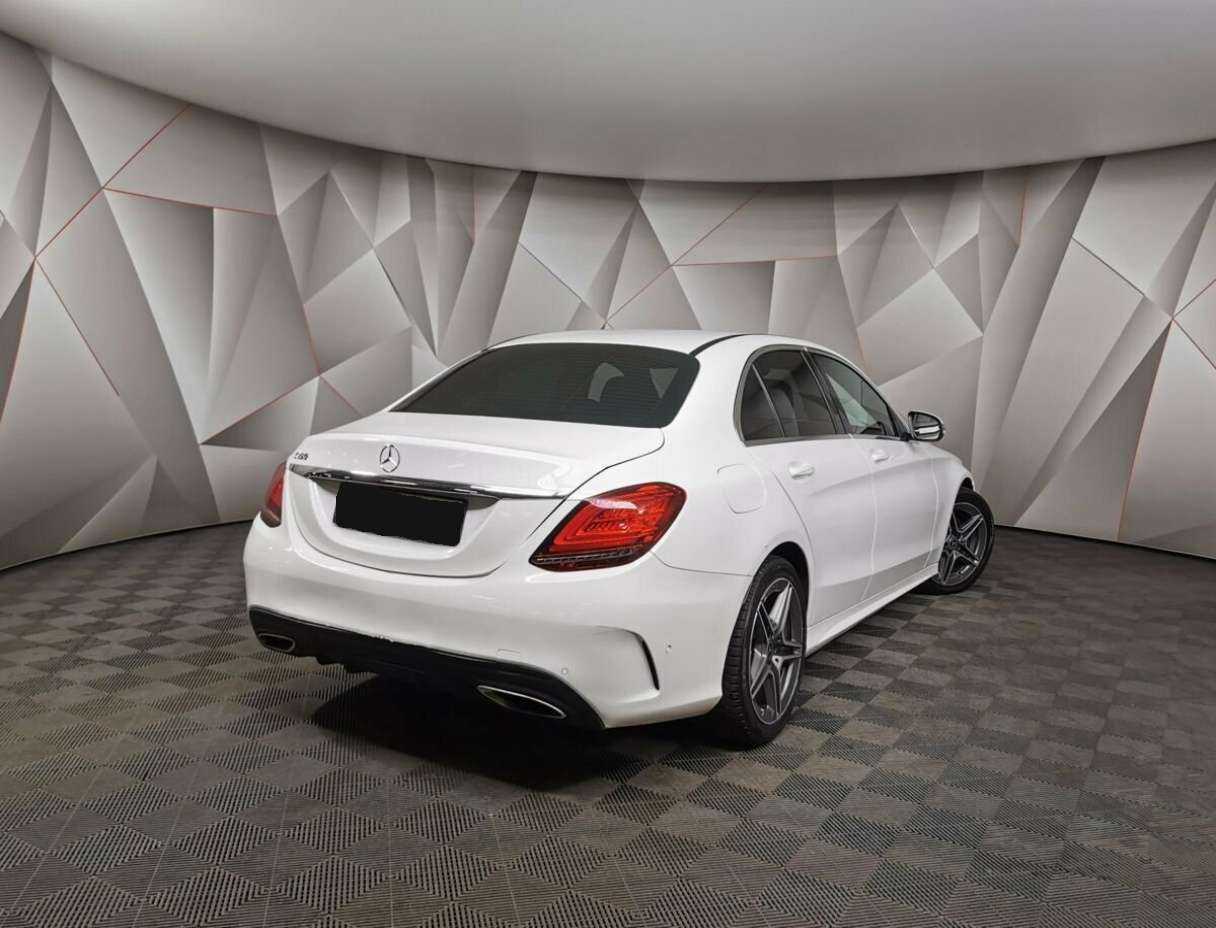 Купить Mercedes-Benz C-Класс с пробегом. Фото: #1