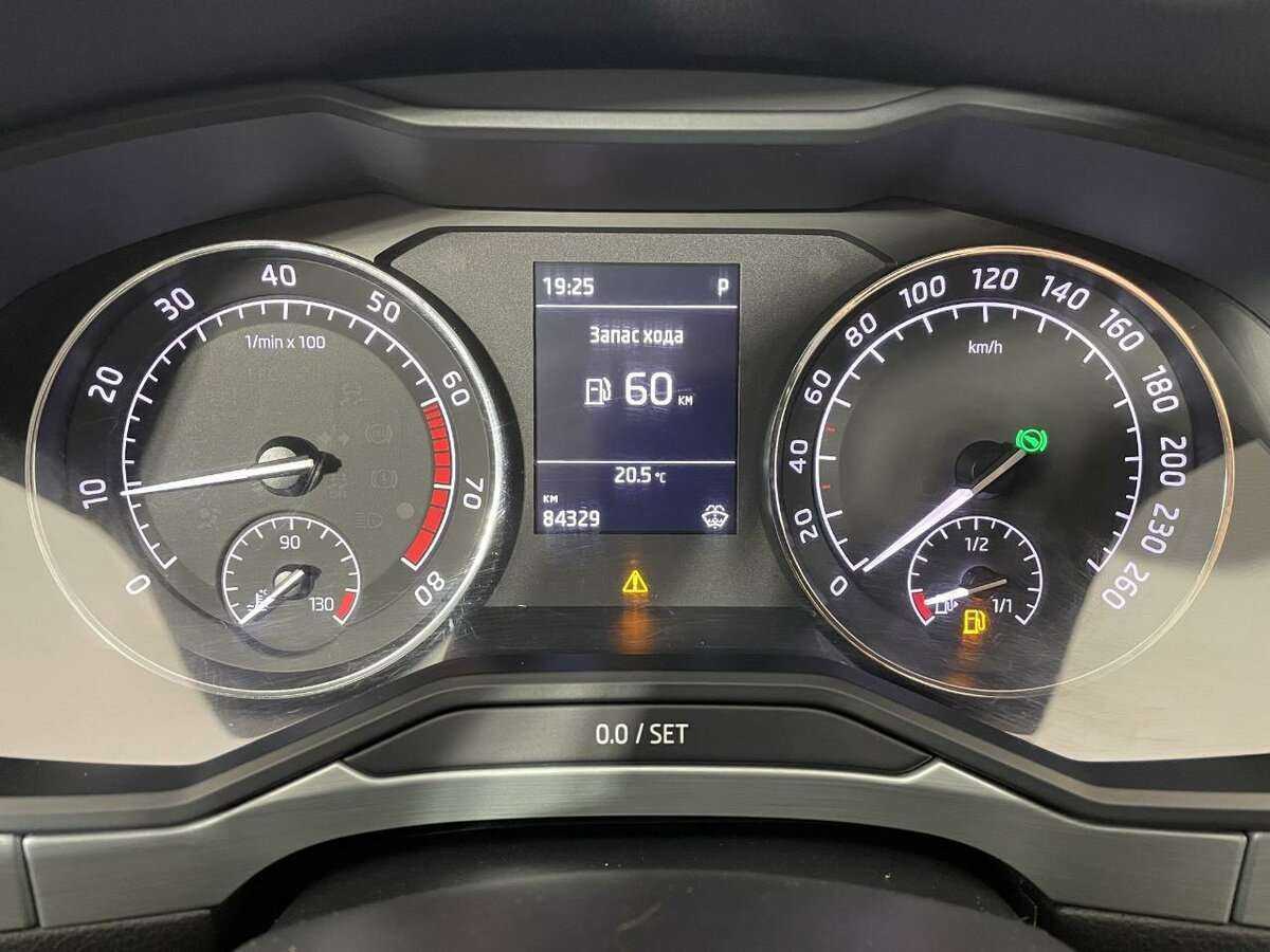 Купить Skoda Superb с пробегом. Фото: #10