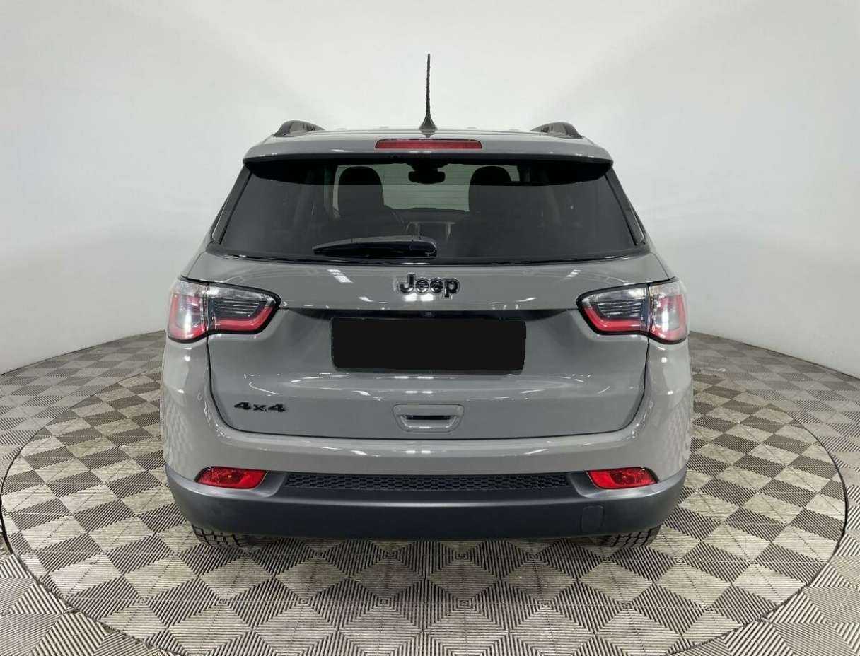 Купить Jeep Compass с пробегом. Фото: #2