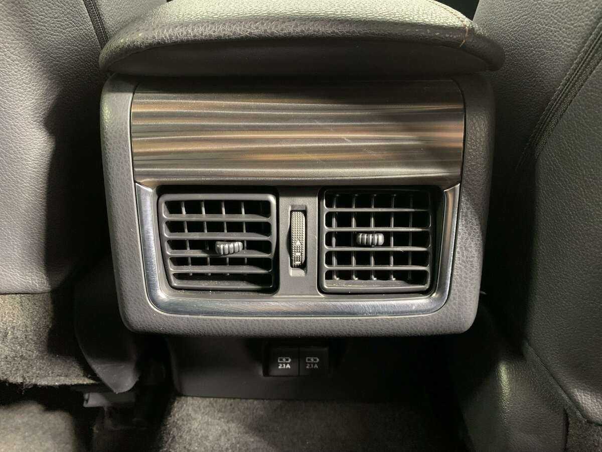 Купить Toyota Camry с пробегом. Фото: #16