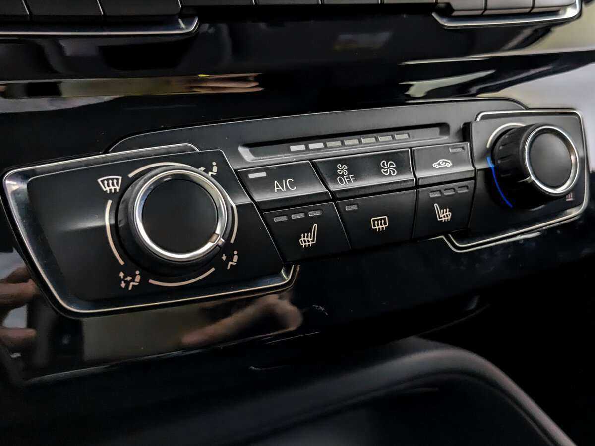 Купить BMW X1 с пробегом. Фото: #20