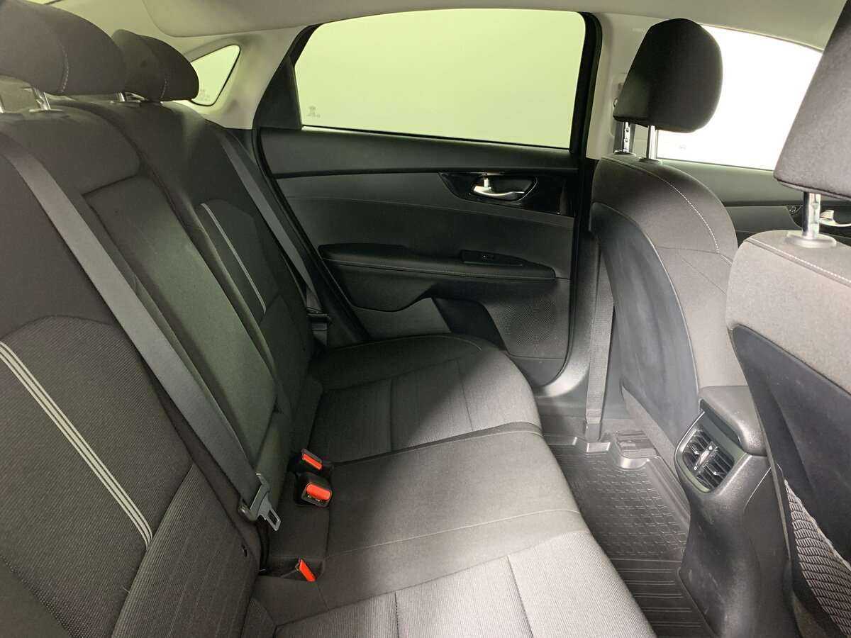 Купить Kia Cerato с пробегом. Фото: #14