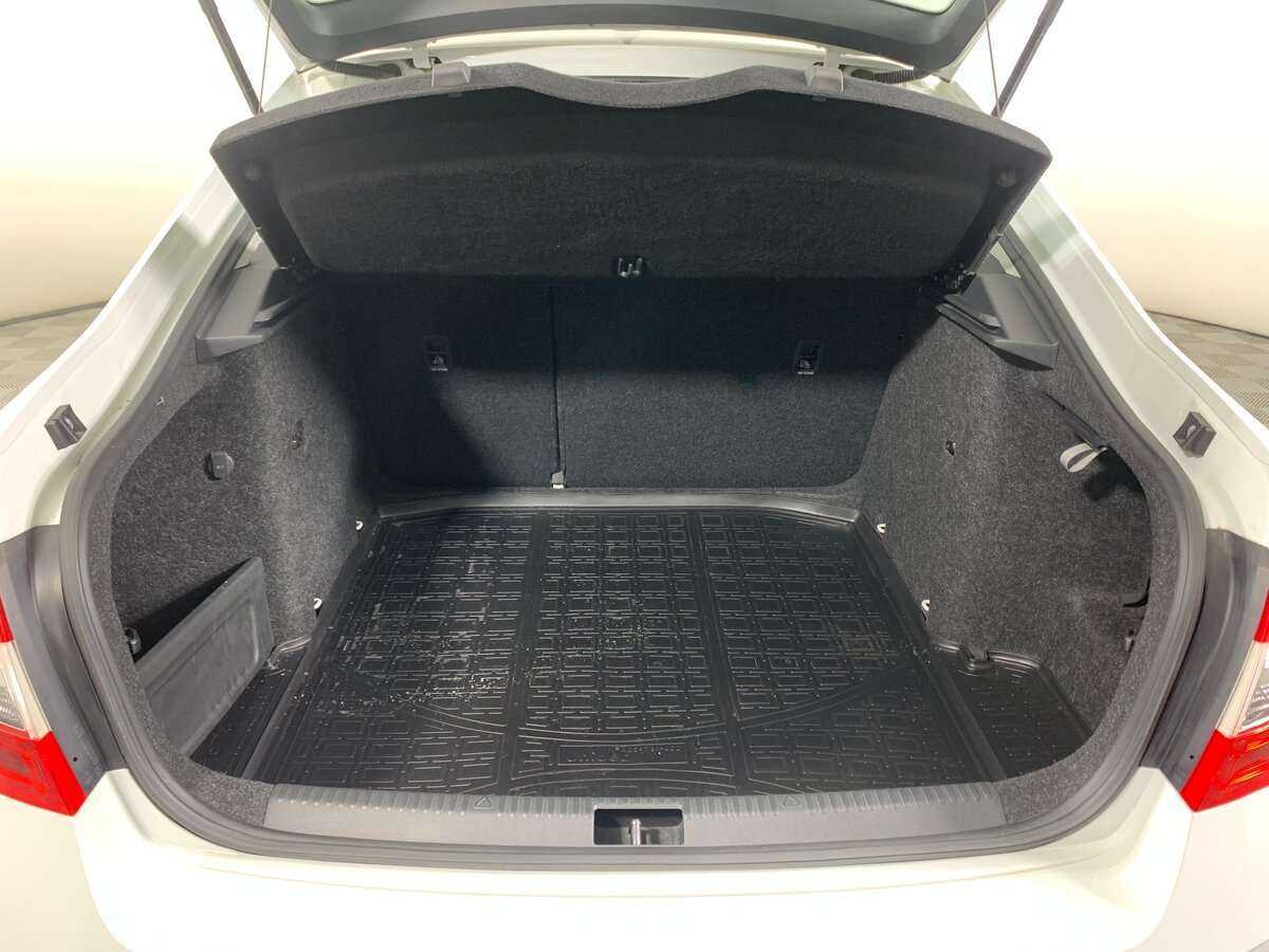 Купить Skoda Octavia с пробегом. Фото: #16