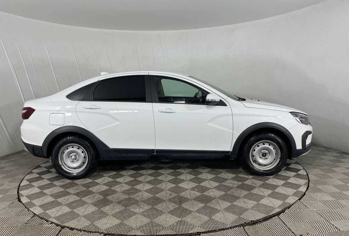 Купить Lada (ВАЗ) Vesta с пробегом. Фото: #3