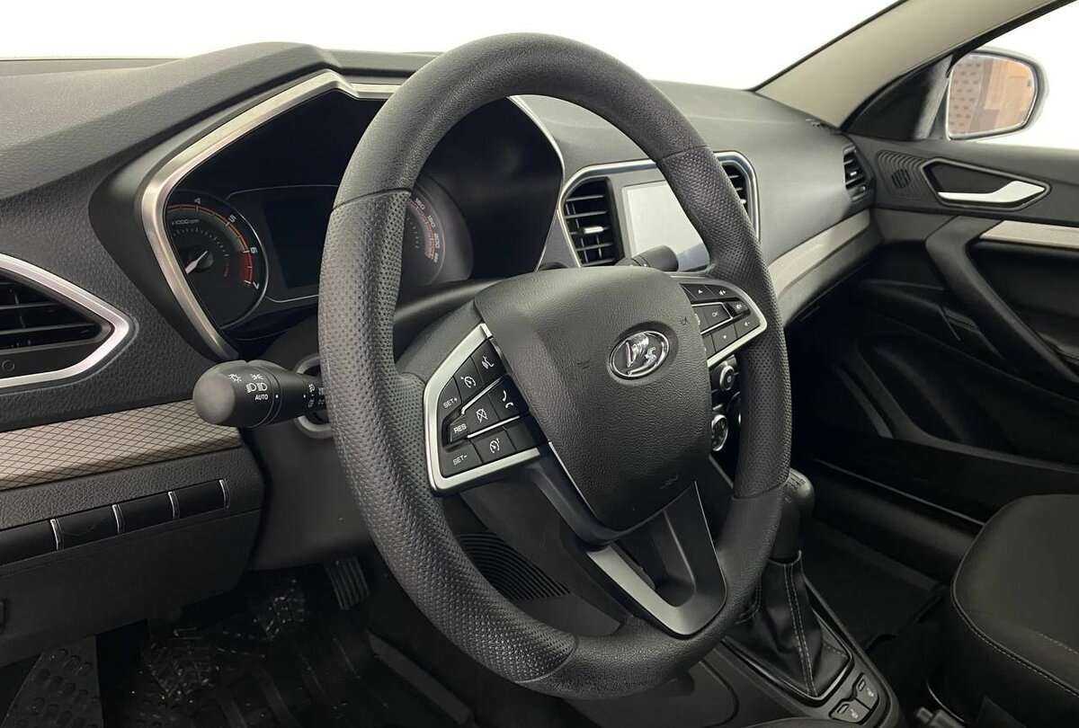 Купить Lada (ВАЗ) Vesta с пробегом. Фото: #11