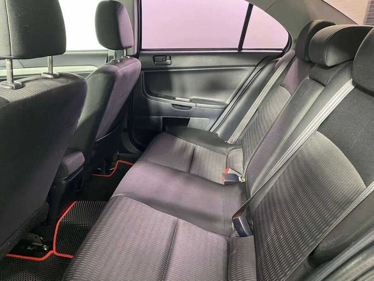 Купить Mitsubishi Lancer с пробегом. Фото: #6