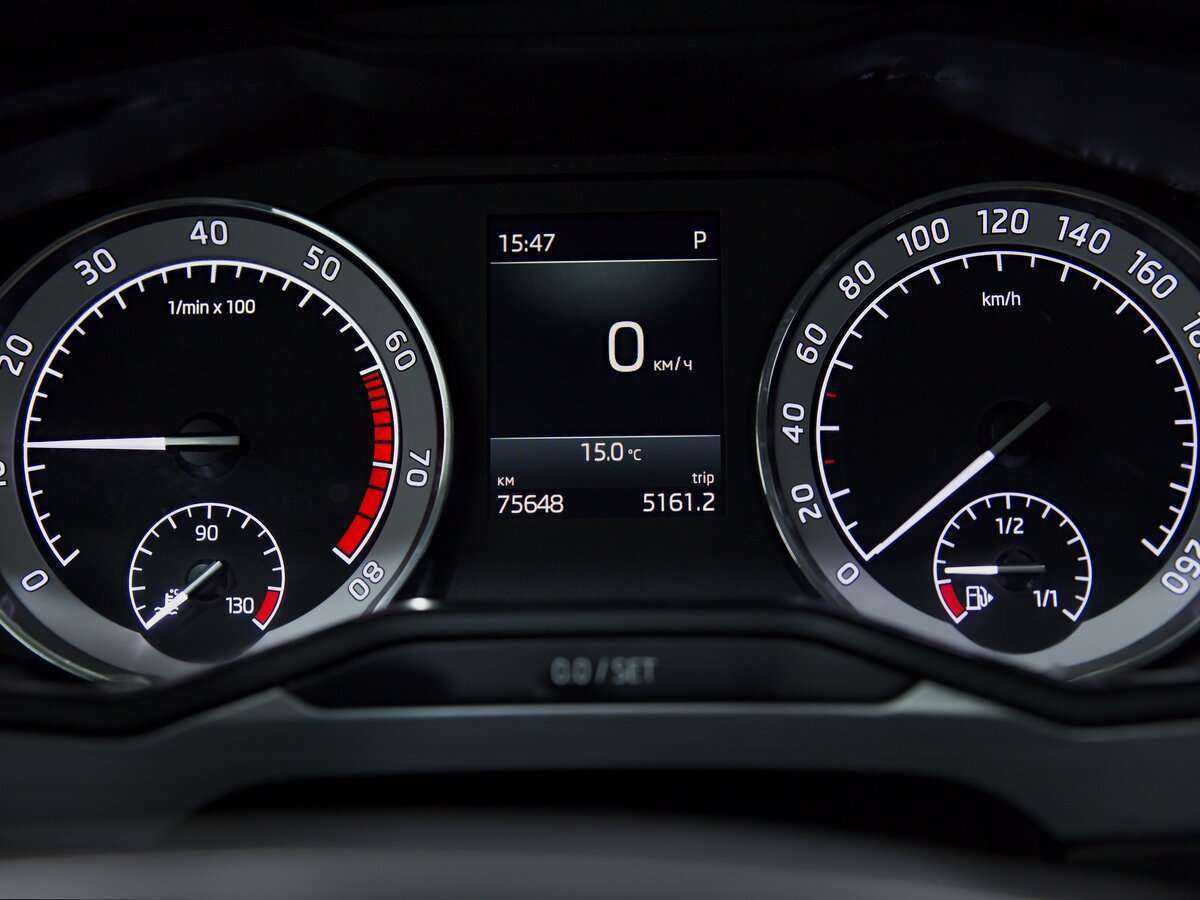 Купить Skoda Superb с пробегом. Фото: #8