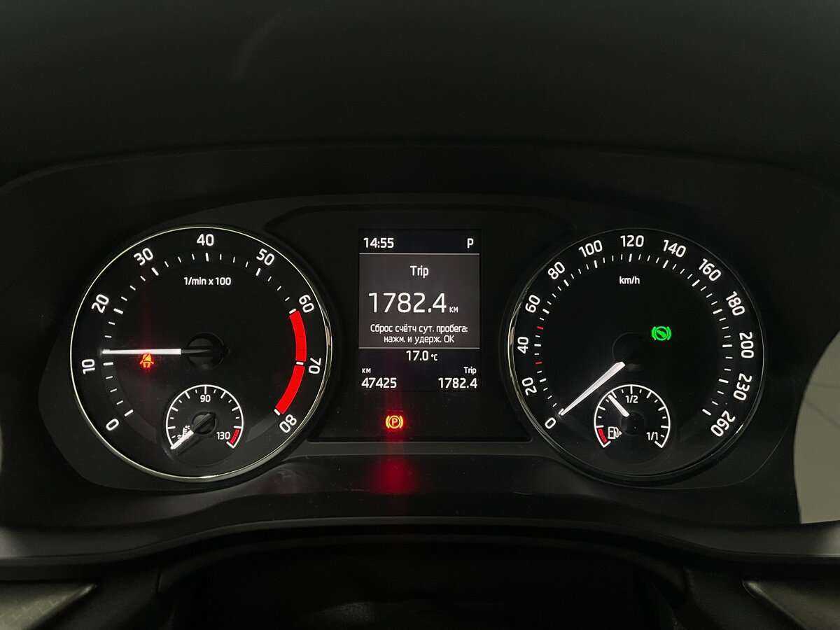 Купить Skoda Octavia с пробегом. Фото: #3