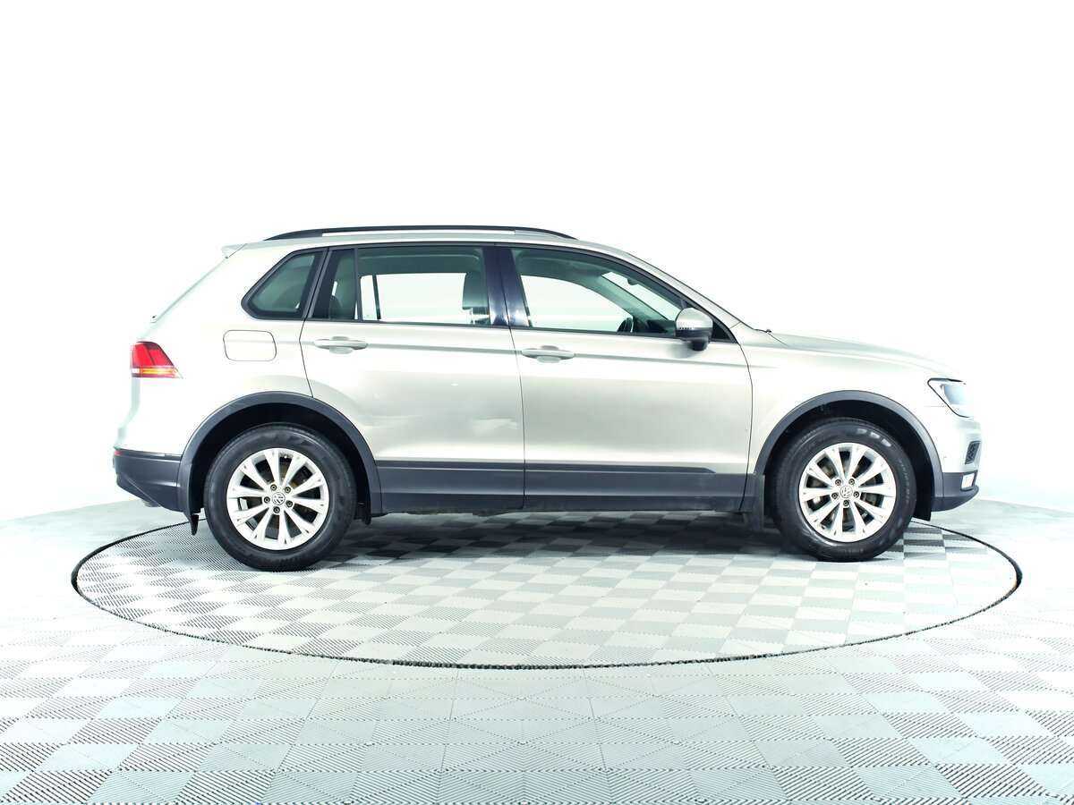 Купить Volkswagen Tiguan с пробегом. Фото: #3