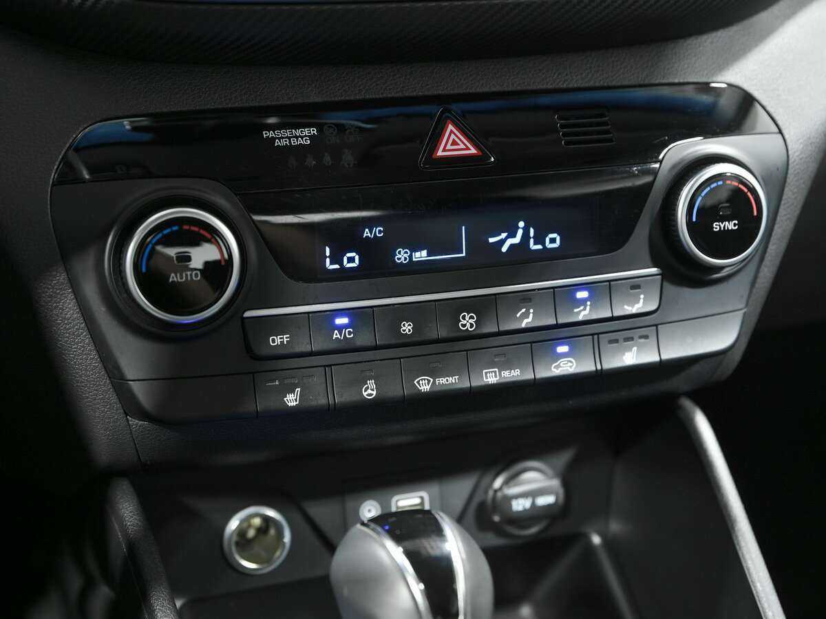 Купить Hyundai Tucson с пробегом. Фото: #11