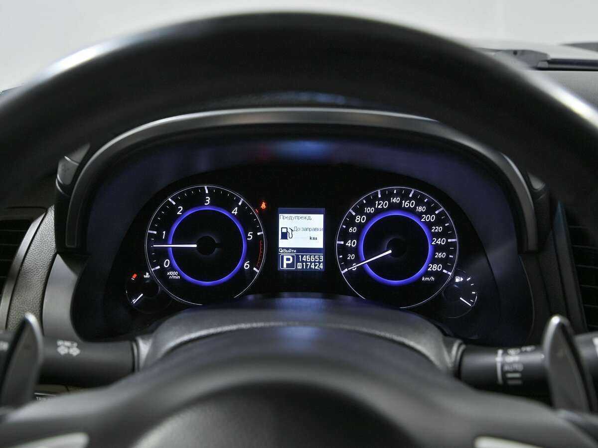 Купить Infiniti FX с пробегом. Фото: #7