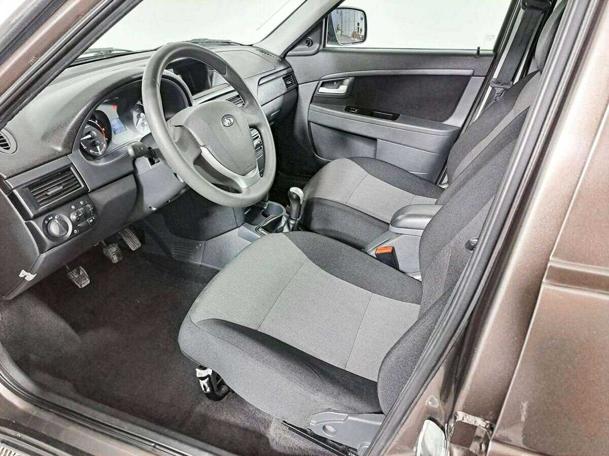 Купить Lada (ВАЗ) Priora с пробегом. Фото: #15