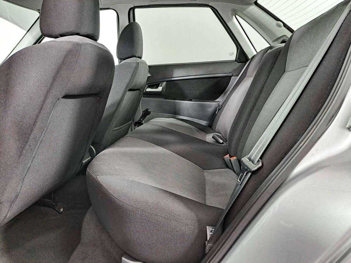 Купить Lada (ВАЗ) Priora с пробегом. Фото: #9