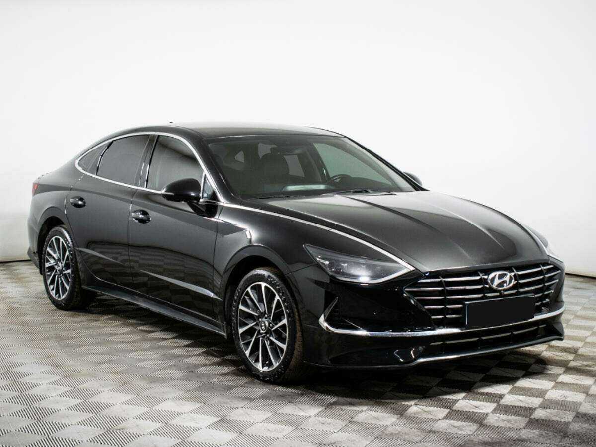 Купить Hyundai Sonata с пробегом. Фото: #2